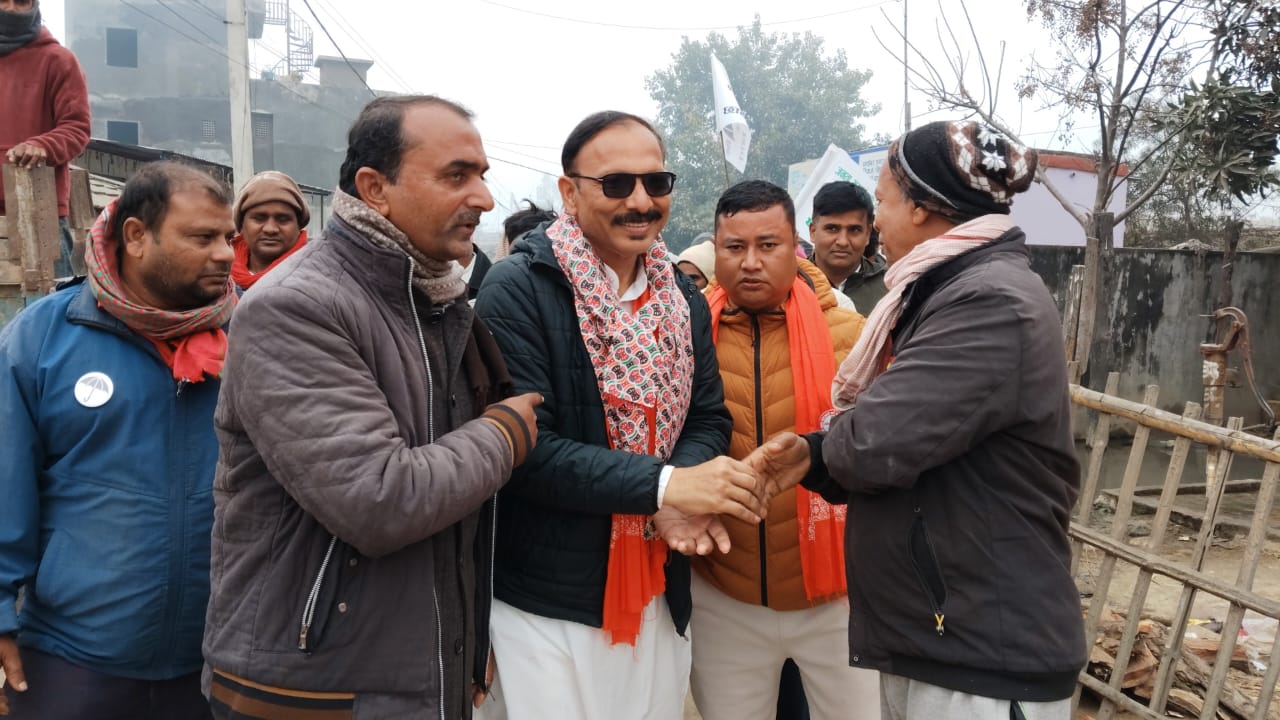 पर्सा क्षेत्र २ को हरपुरमा अशोक टेमानीको घरदैलो अभियान झुठा भाषण गर्नेहरुबाट बच्दै जसपाप्रति अडिग रहन अगुवा कार्यकर्ताहरुको आग्रह