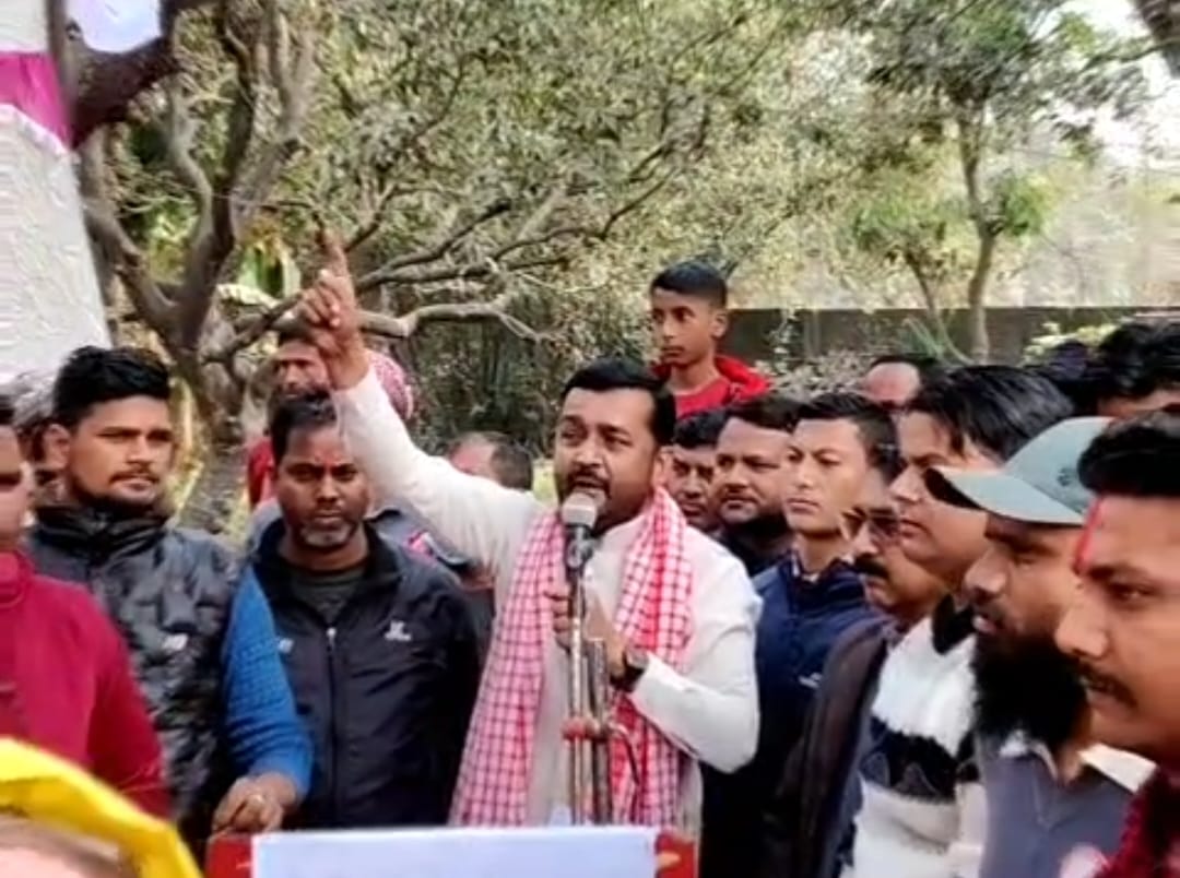 जनताको विश्वास एमालेमै, अराजक गतिविधि सफल हुँदैन : प्रदीप यादव