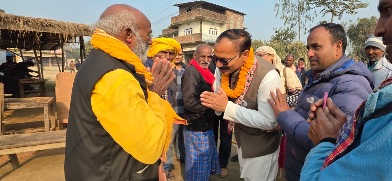 वीरगञ्जमा जसपाको व्यापक घरदैलो अभियान, ‘छाता’ छापमा मतदान गर्न अपिल