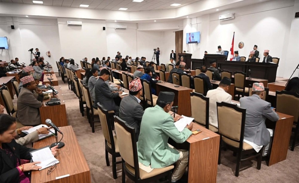 १७ बैशाखमा बोलाएको संसद् अधिवेशन स्थगित