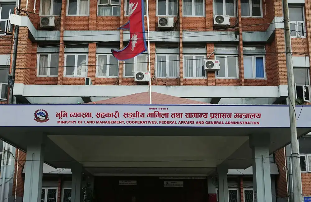 जनप्रतिनिधि र कर्मचारीबिच द्वन्द्व समाधान गर्न उच्चस्तरीय समिति गठन